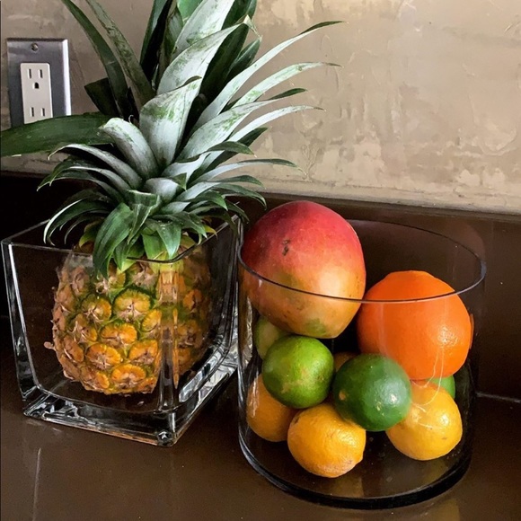 Meet your Posher, Elizabeth - Picture 1 of 1